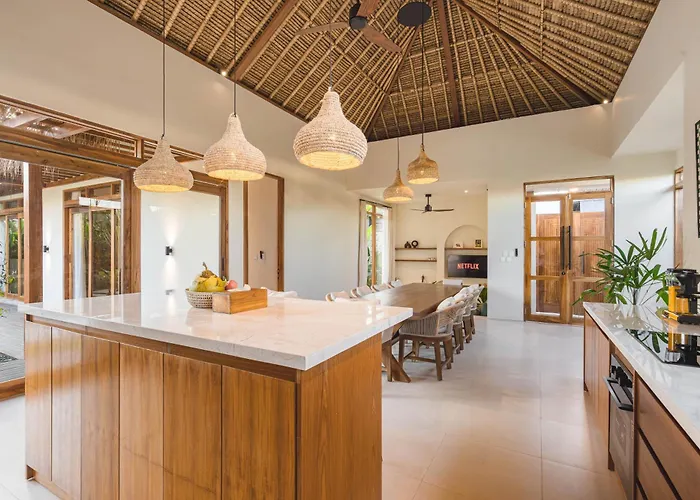 Villa Loka Sama, Tropical Oasis 3br Private Pool In