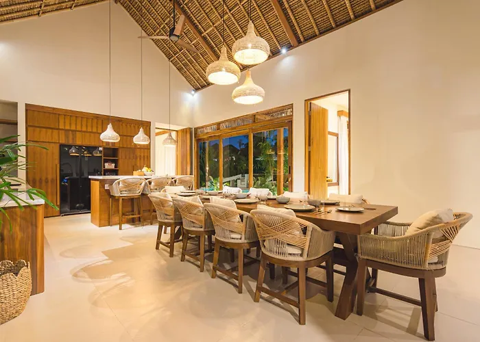Loka Sama, Tropical Oasis 3br Private Pool In * Ubud