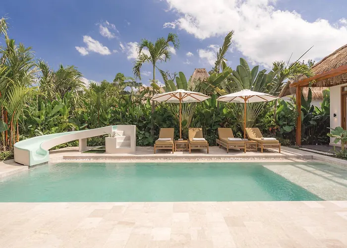 Loka Sama, Tropical Oasis 3br Private Pool In Villa